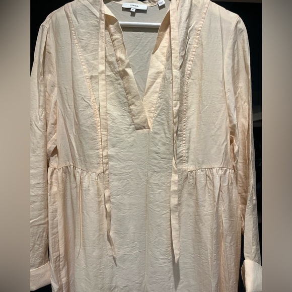 Vince tiered dress excellent condition lined cuffed sleeves  classic old money - Picture 9 of 9